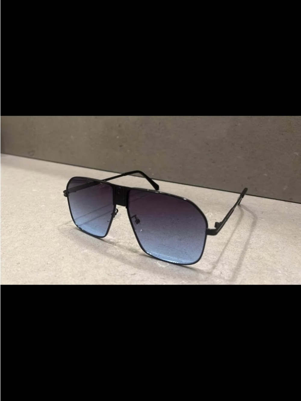 Square Aviator Sunglasses with Gradient Blue Lenses - Unisex
